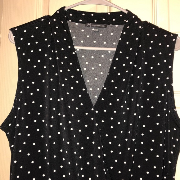 V-neck top - Picture 2 of 4